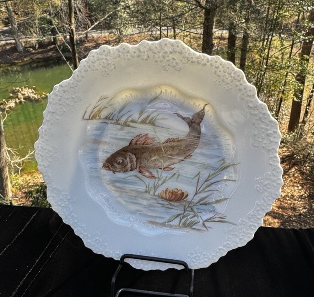 German Porcelain Silesia Hermann Ohme Fish Collector Plate Milk Glass -A16
